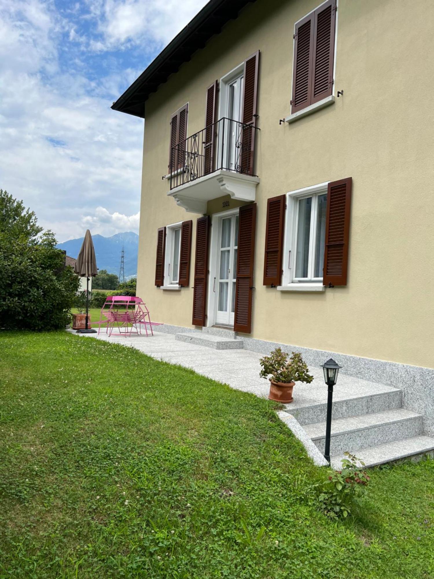 Casa Romana Gambarogno Esterno foto